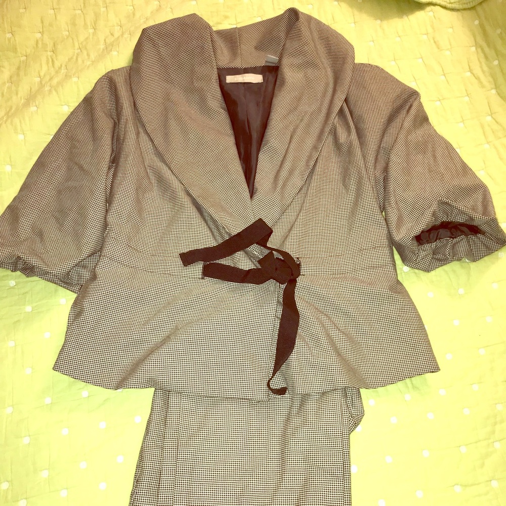 Black and White Liz Claiborne Pant Suit